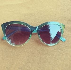 Vera Bradley sunglasses